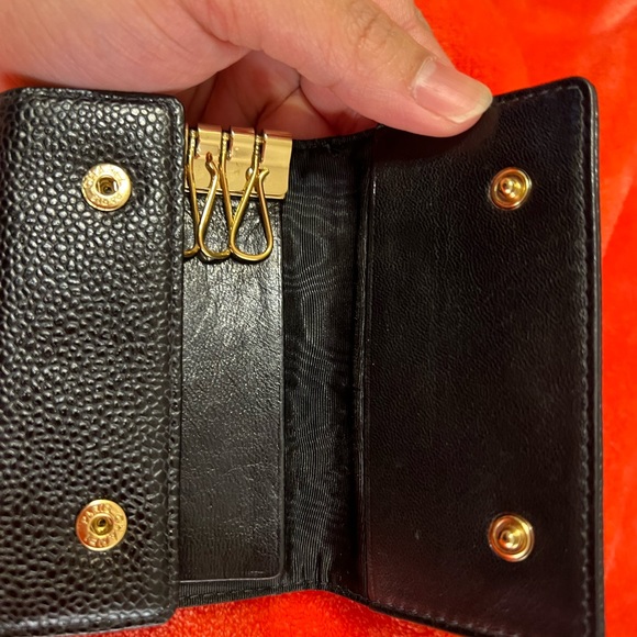 CHANEL 6 key holder - Picture 9 of 14